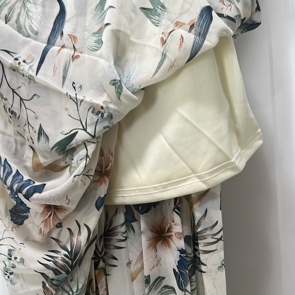 Brand New Pink Lily Floral Maxi Dress - Picture 8 of 10